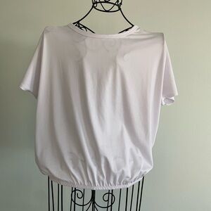 Olivia Rae short sleeve blouse in white